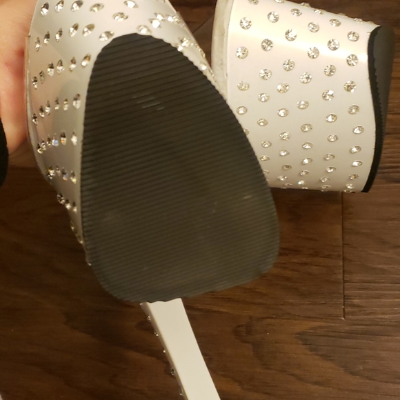 Pleaser Stardust 701 White CZ Studs Size 7 - Picture 10 of 14